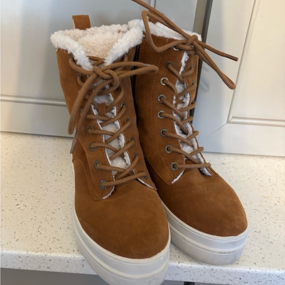 J/slides TORRIE Cognac Waterproof Suede bootie Size 6.5 - Picture 2 of 10